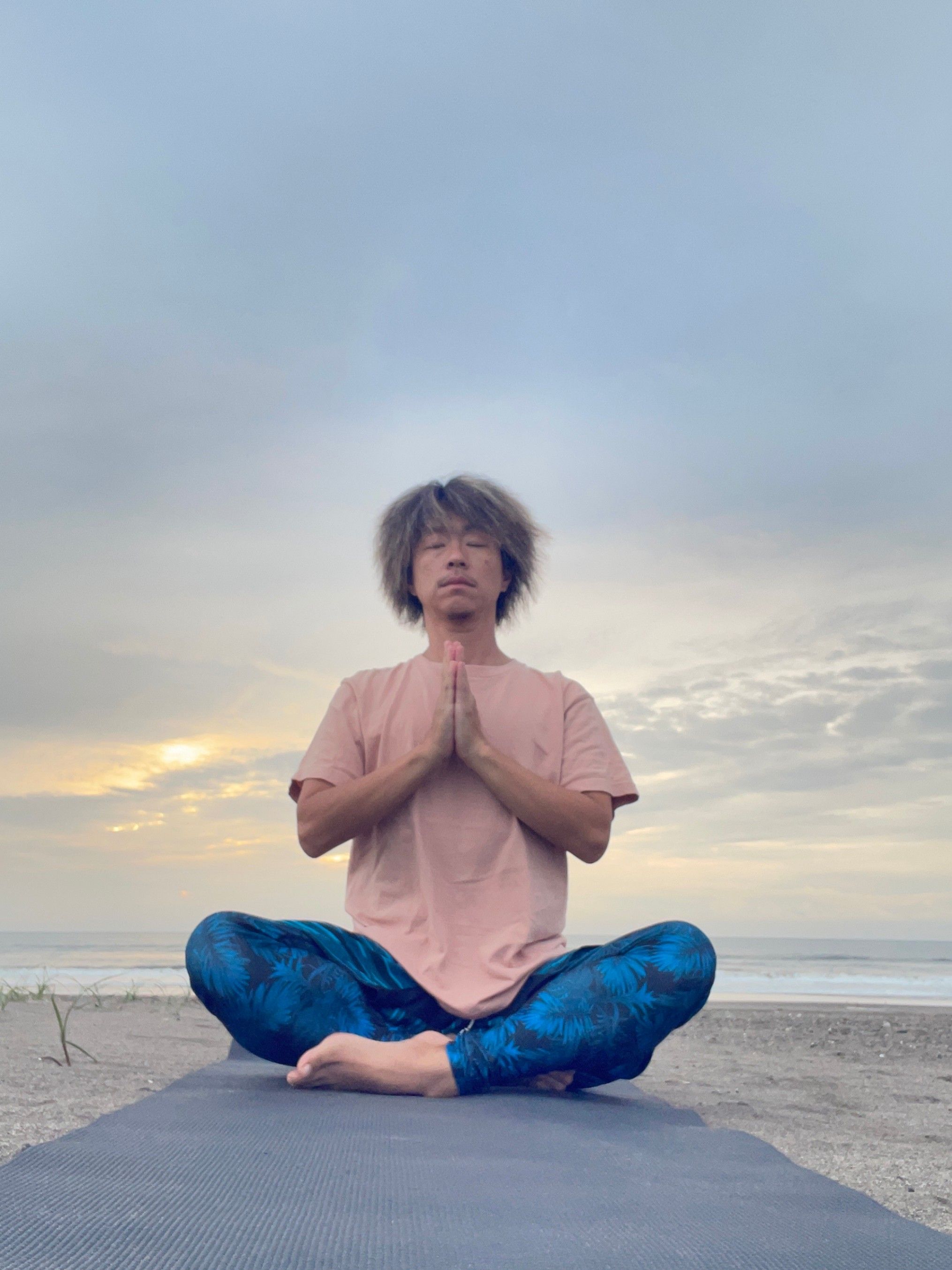 Yoga Studio うみとわ｜MAKOI